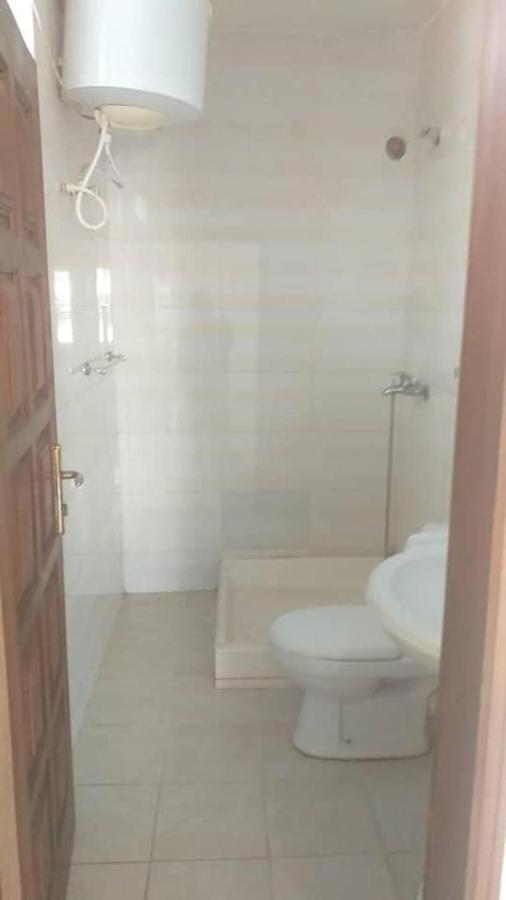 Zunox Guest House Freetown Ngoại thất bức ảnh