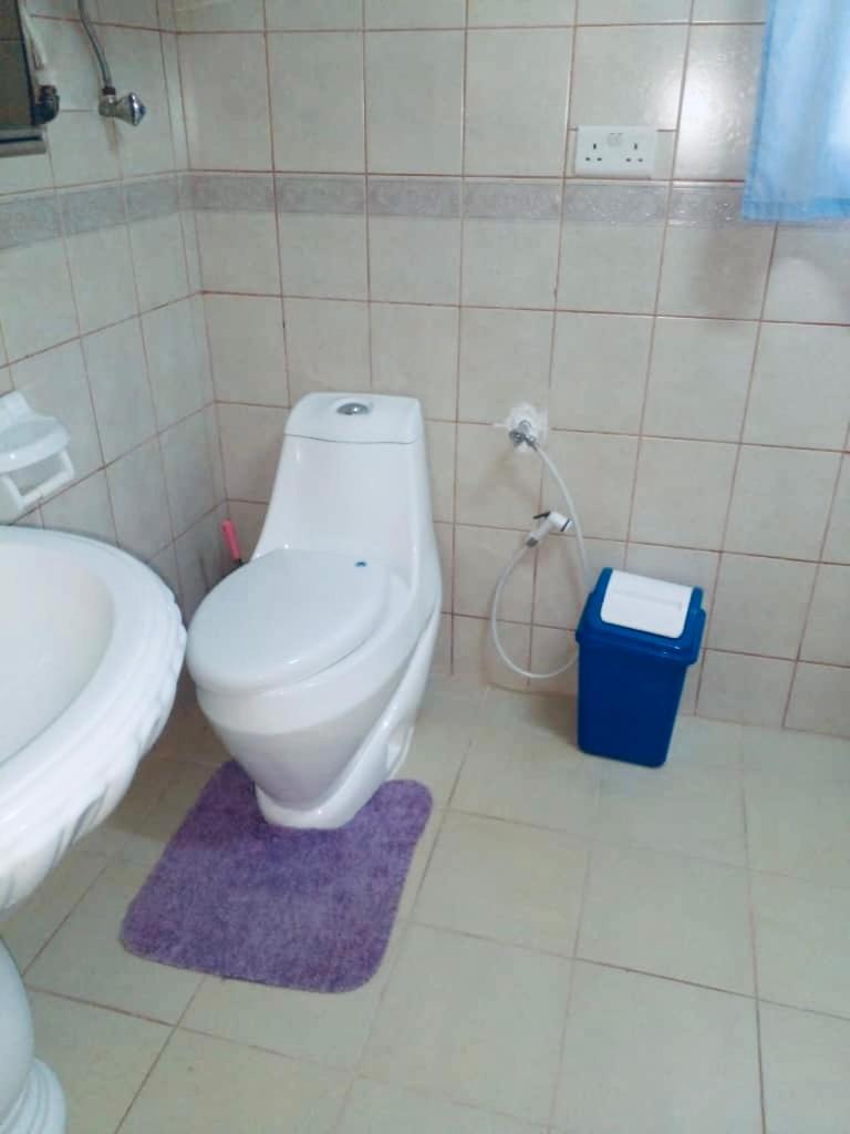 Zunox Guest House Freetown Ngoại thất bức ảnh
